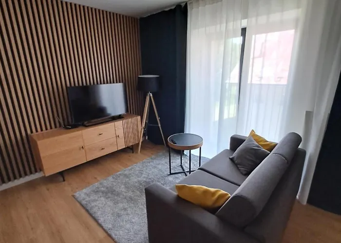 Javorná Apartamento Cachrov